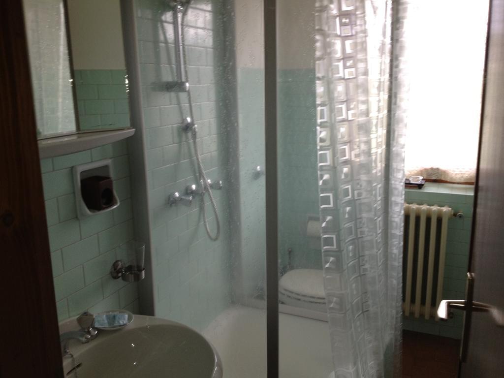 Hotel Viola Валдидентро Екстериор снимка